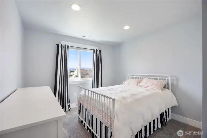 2nd bedroom is located upstairs