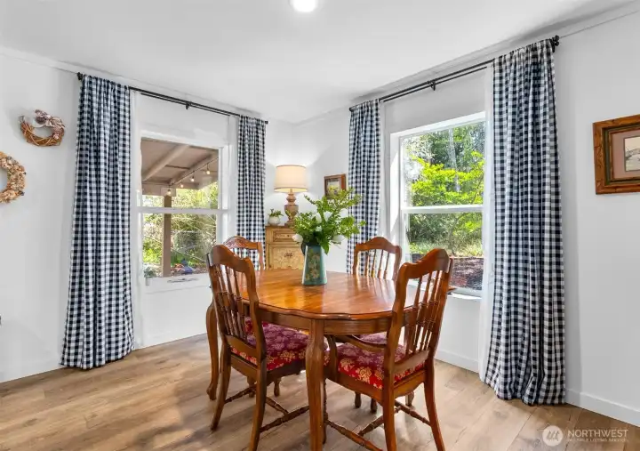 Spacious dining room
