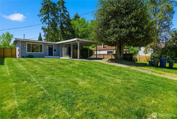 Home is setback and gives you plenty of front yard AND backyard space