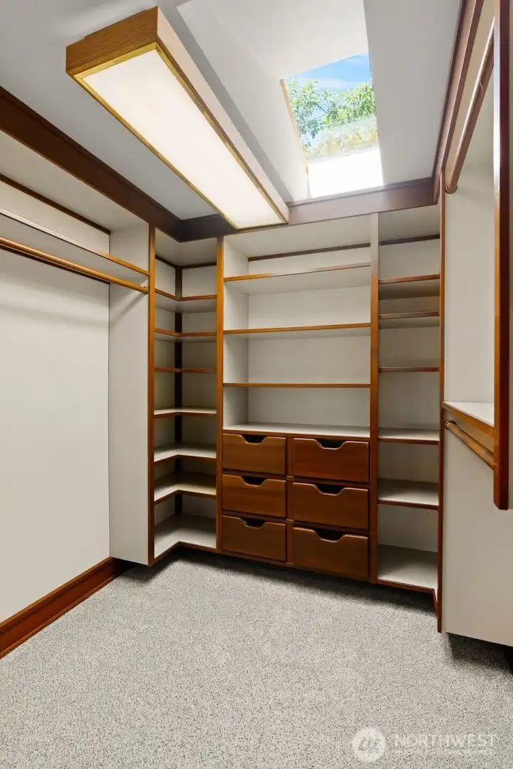 Built in closet Built in closet