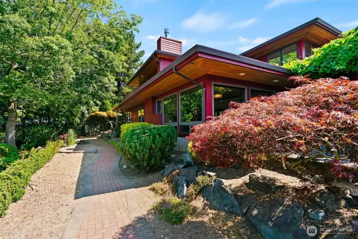 Mature landscaping Mature landscaping