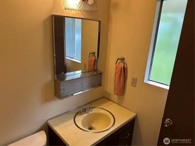 Primary 3/4 bathroom