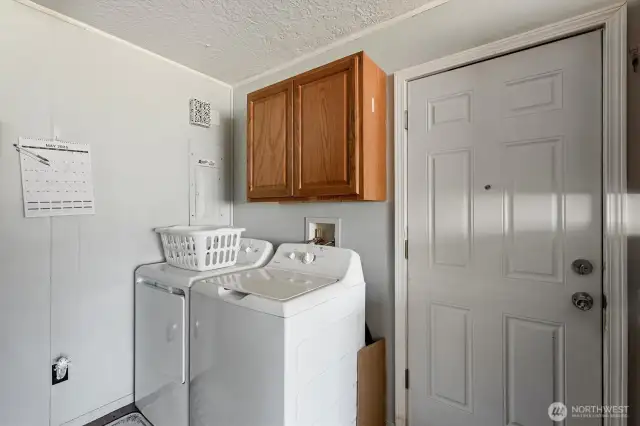 Laundry near Side Entry Exit