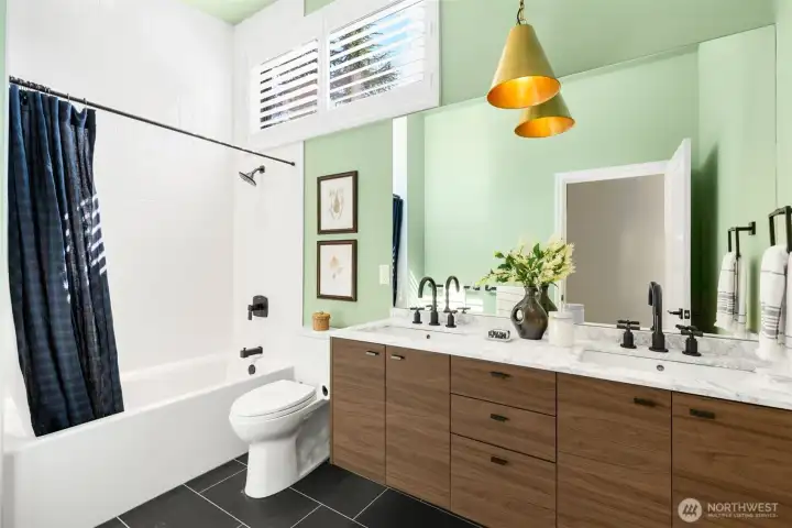 Remastered upper level full bathroom.