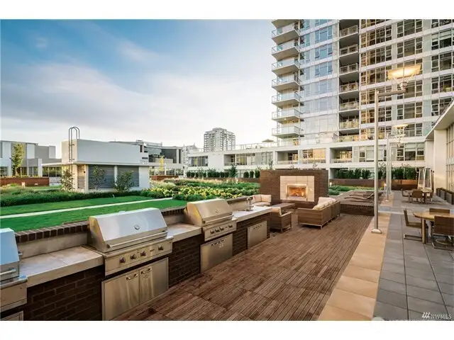 Resident barbecue and outdoor lounge
