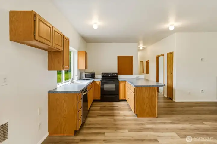 Kitchen with Eating Space