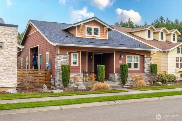 Charming street appeal with extensive stone and a lovely front porch.  Mature landscaping that will only look better in Spring/Summer!  Just steps to the Seven Summits Lodge, Post & Pour, reatil and miles of trails!