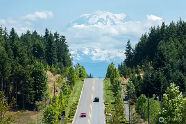 Amazing views of Mt. Rainier from Post & Pour and from throughout Tehaleh.