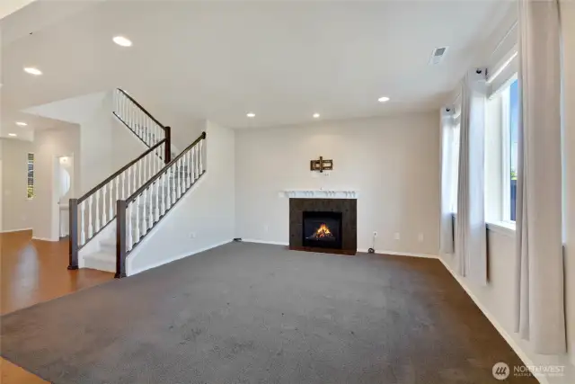 Living Room, Spacious, Natural Light