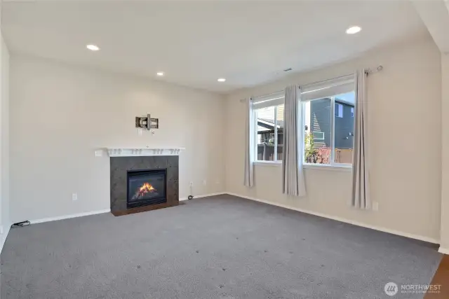 Living Room, Gas Fireplace