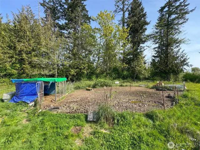 Pig pen to the right of house, enclosure will be removed before sellers vacate property.