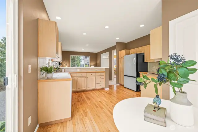 Kitchen eating area is perfect for your morning coffee!
