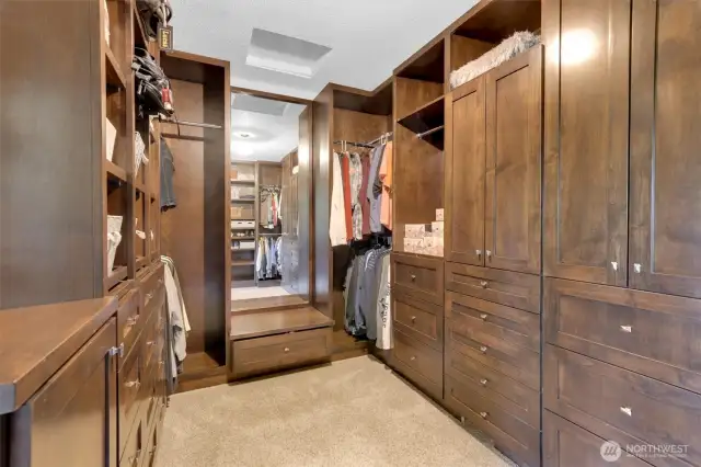 walk in closet