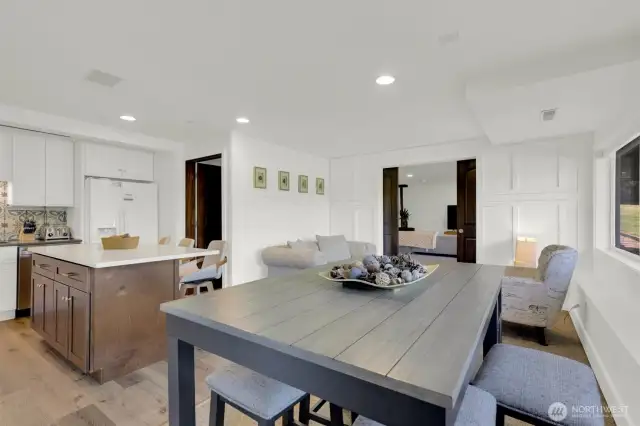 eating area off kitchen