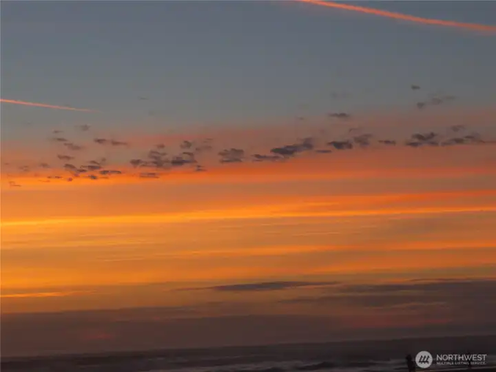 In the evening enjoy the painted skies along the beach! In the evening enjoy the painted skies along the beach!