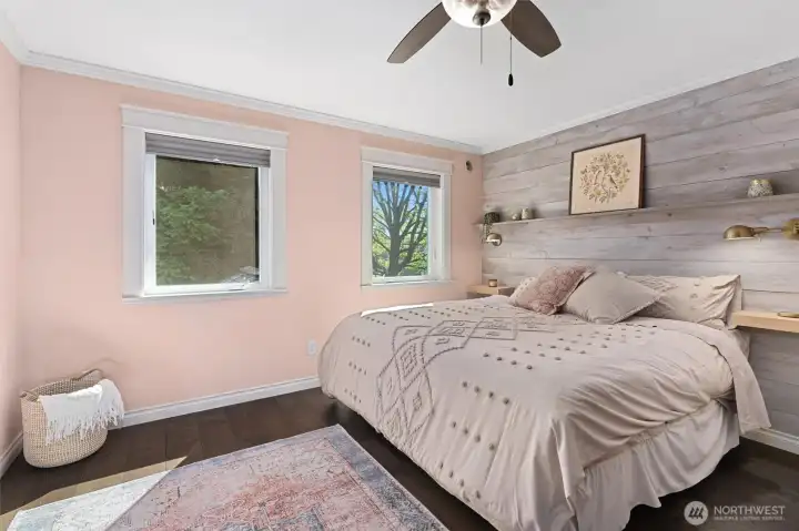 Upstairs Bedroom 2