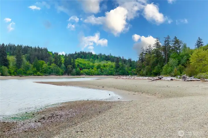HOA beach facing north