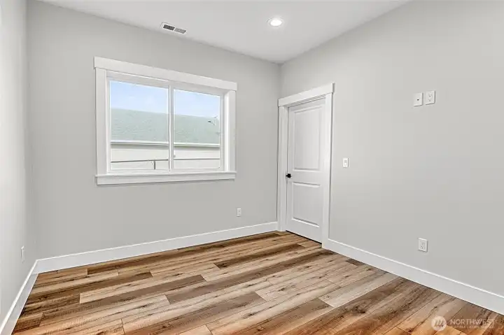 Guest Bedroom #1