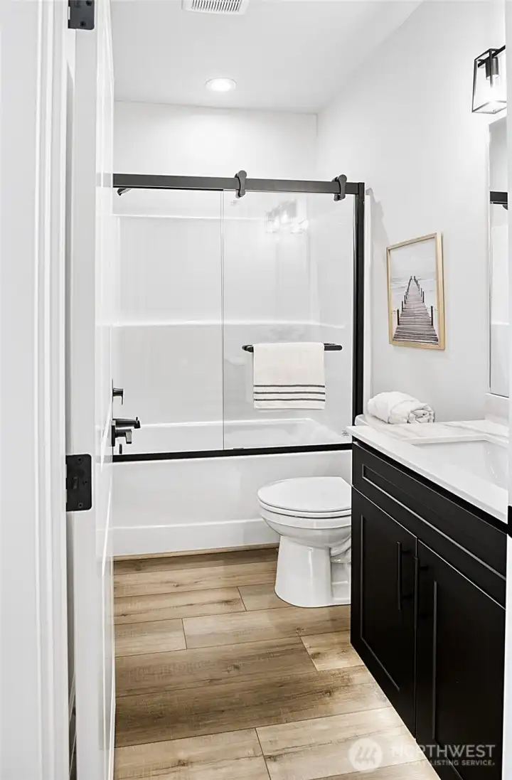 Full Guest Bathroom