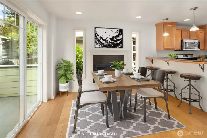 Dining room.