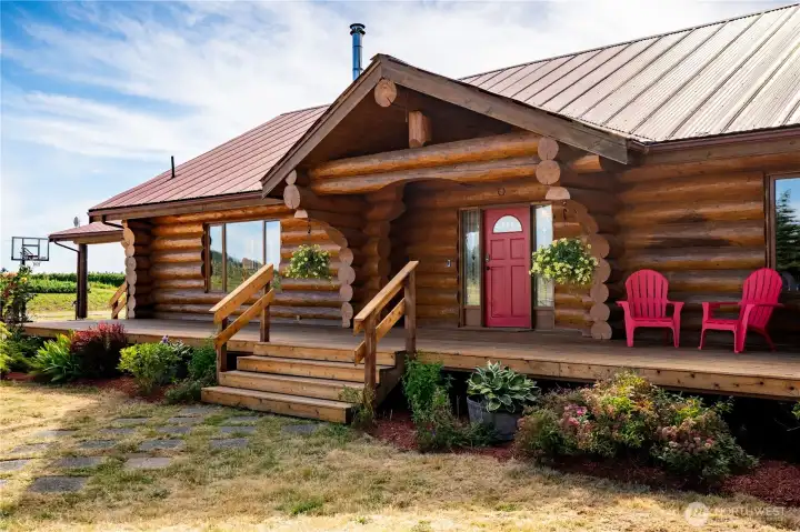 Sit on the front deck with a cup of coffee to watch the sunrise