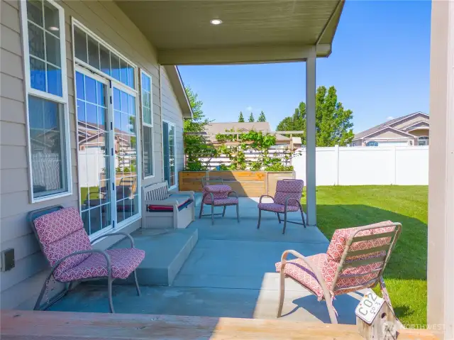 Nice covered patio for entertaining