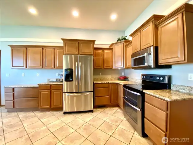 Wonderful kitchen includes appliances