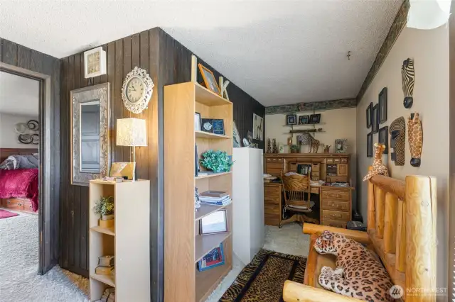 Office area off of Primary on Upper Level