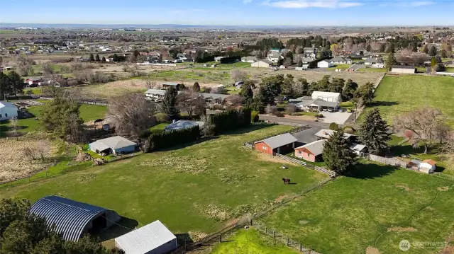 Property includes a lofting shed (600 sq. ft.) and a Utility Farm Shed (2160 sq. ft).