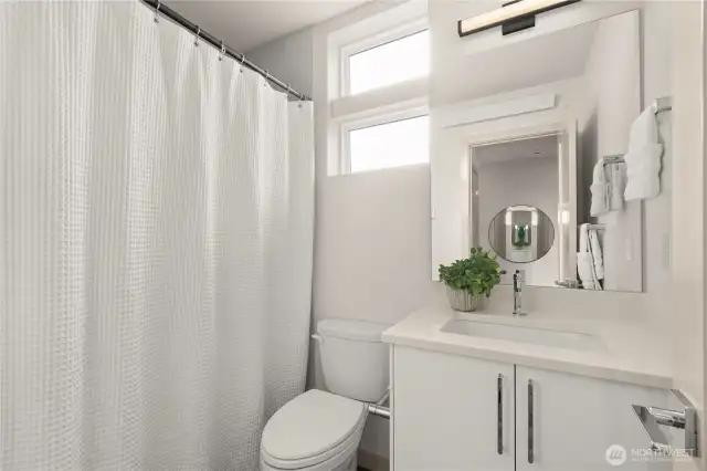 Photos are of a similar staged model home and are for illustrative purposes only.