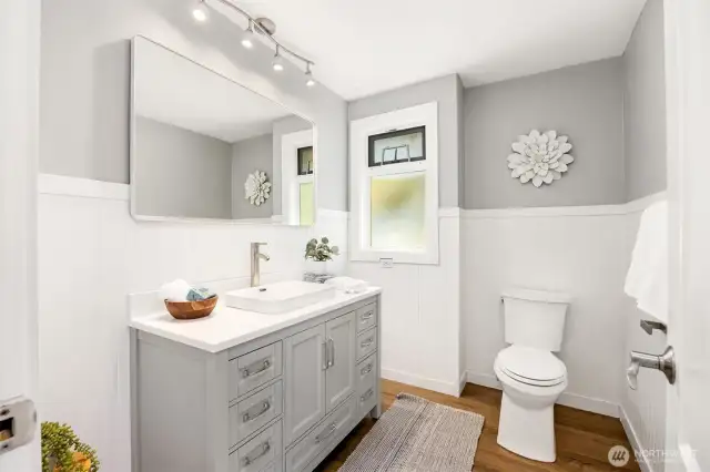 Refreshed primary bath