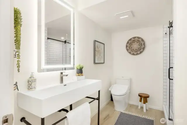 Beautifully refreshed bath