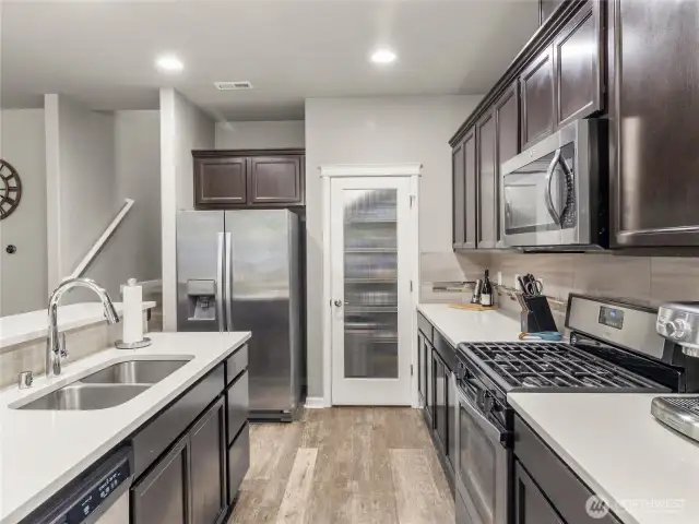 walk in pantry