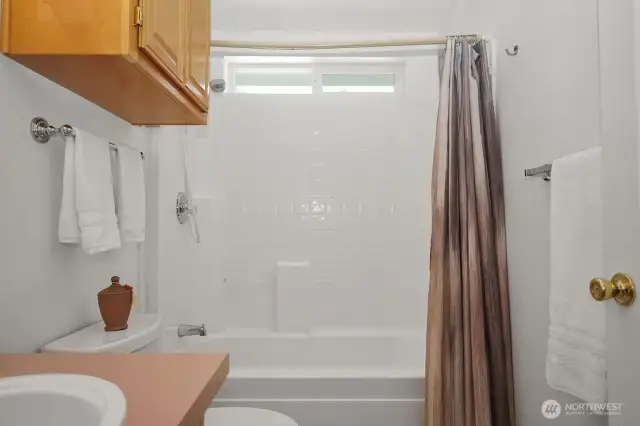 Full Bathroom with bathtub
