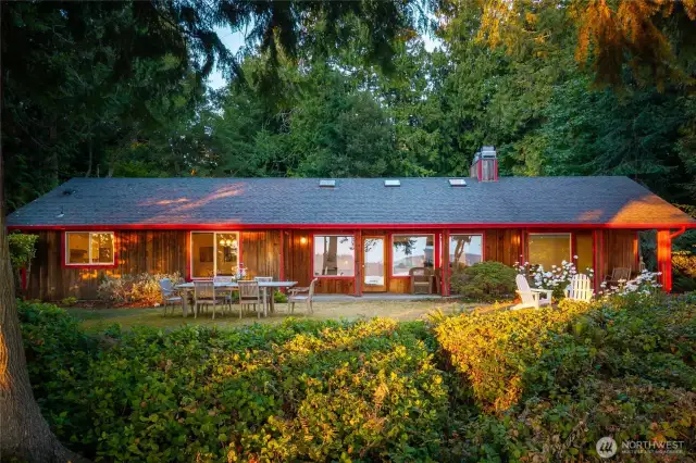 Peaceful backyard perfect for summer time entertaining.