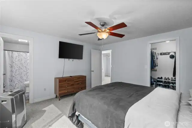 Primary bed