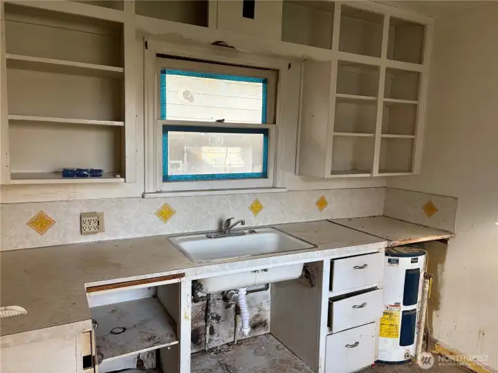 221 - Kitchen