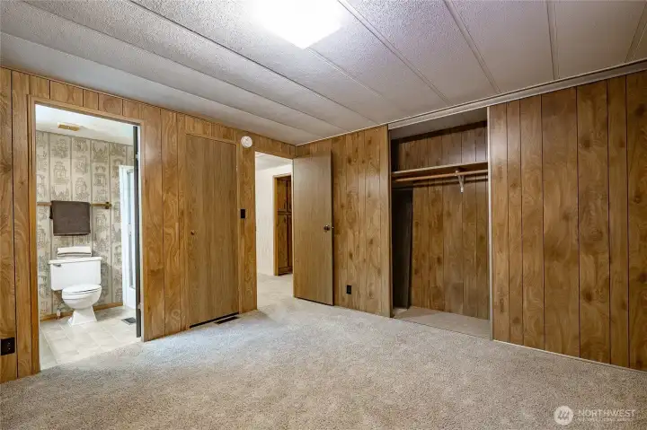 Primary Bedroom w/ bath off primary.