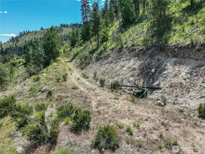 Power and private well on site