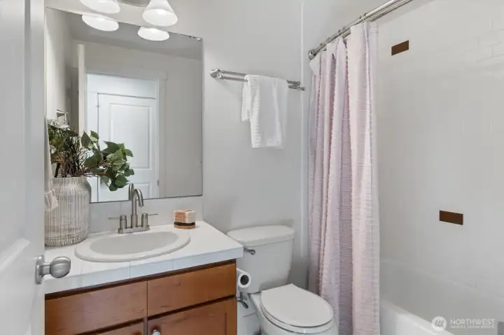 Full bathroom on the main floor