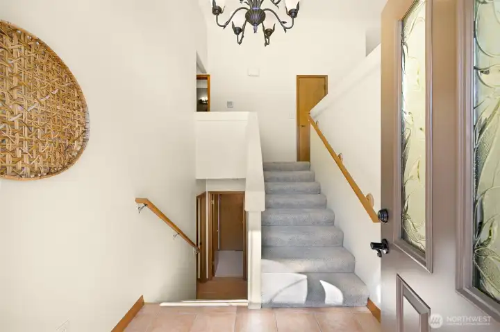 Wide, covered entry invites you in Wide, covered entry invites you in