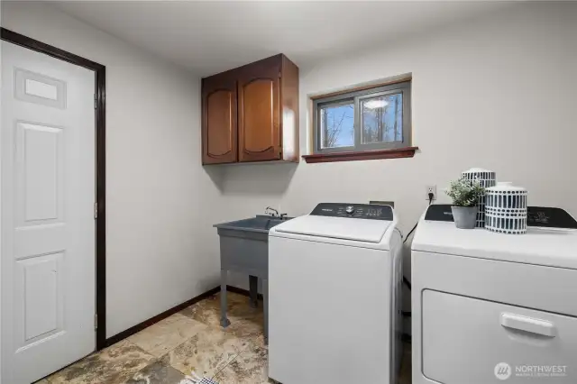 Washer And Dryer To Convey