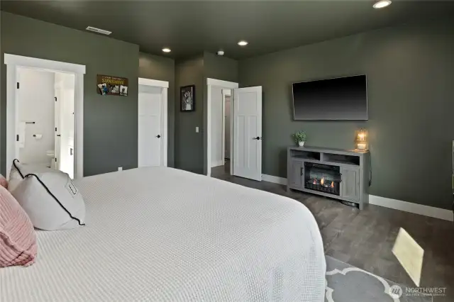 Primary bedroom
