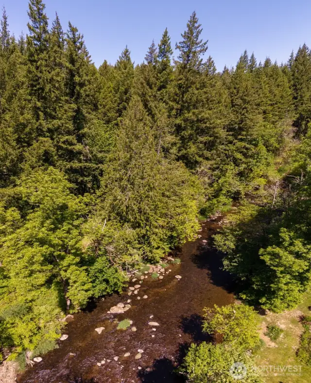 Deschutes River - Ariel view of part of the property. Approximately a 1/4 mile of water frontage.