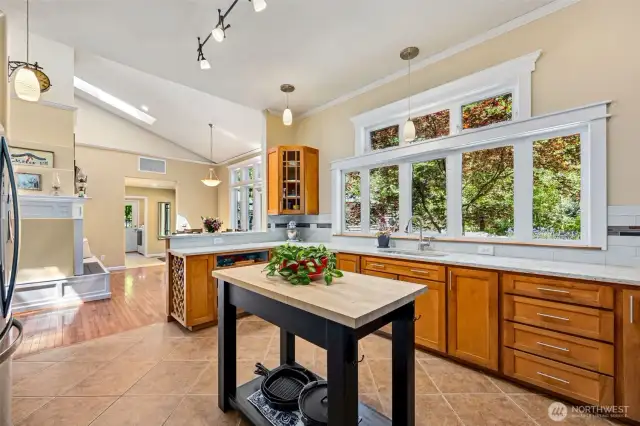Main Home - Kitchen