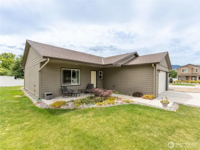 Large corner lot