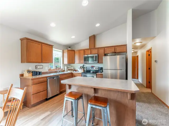 Kitchen with island