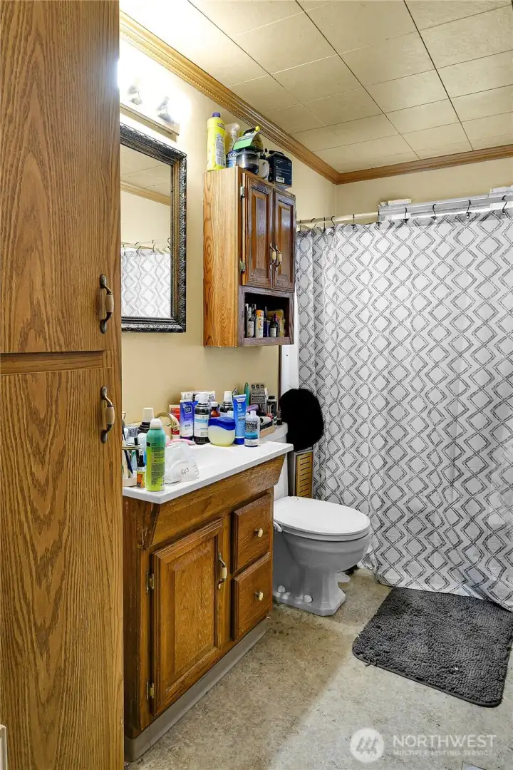 Full Bath