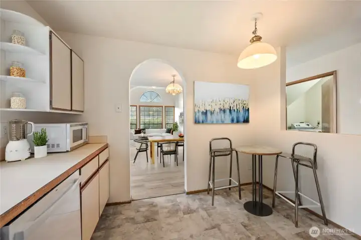 Kitchen Nook *Digitally Staged