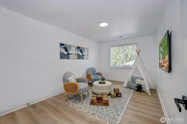 2nd floor Bedroom 2